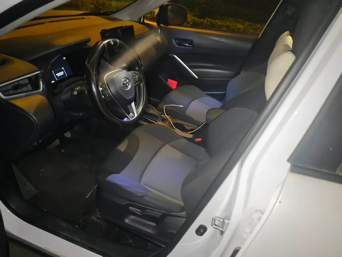 2023 Toyota Frontlander 2.0L 171HP L4 CVT,autocango,china used car exporter,china ev exporter,chinese used car exporter,chinese used ev exporter