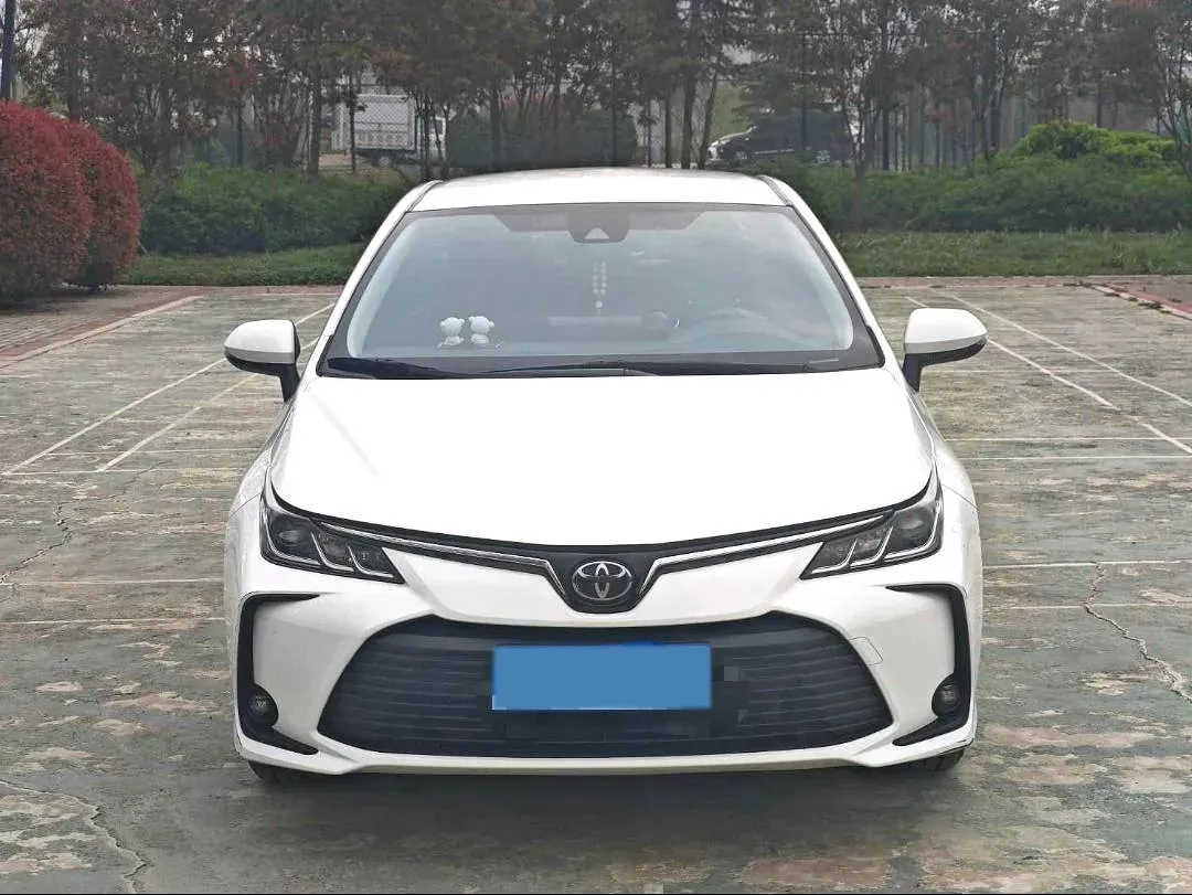 2022 Toyota Corolla 1.2T 116HP L4 CVT,autocango,china used car exporter,china ev exporter,chinese used car exporter,chinese used ev exporter