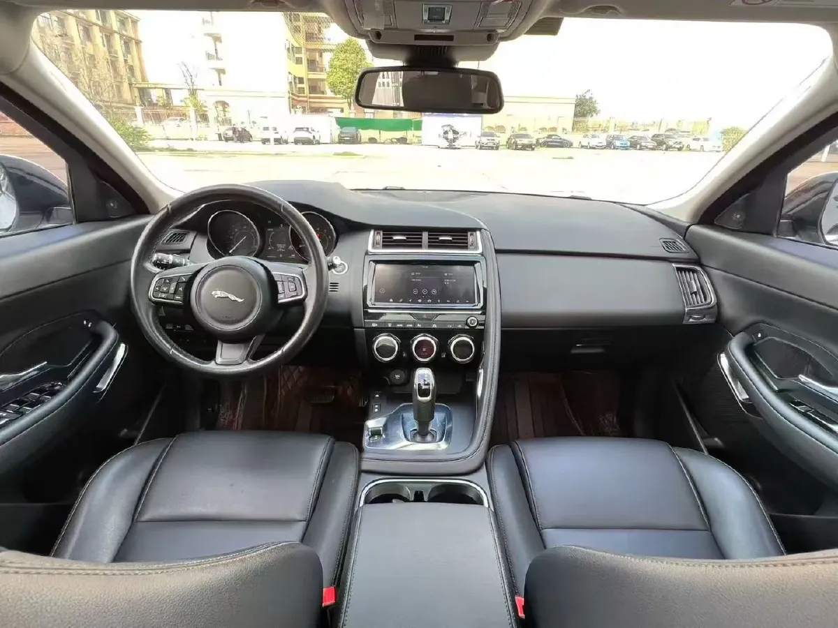 2018 Jaguar XEL 2.0T 200HP L4 8AT,autocango,china used car exporter,china ev exporter,chinese used car exporter,chinese used ev exporter