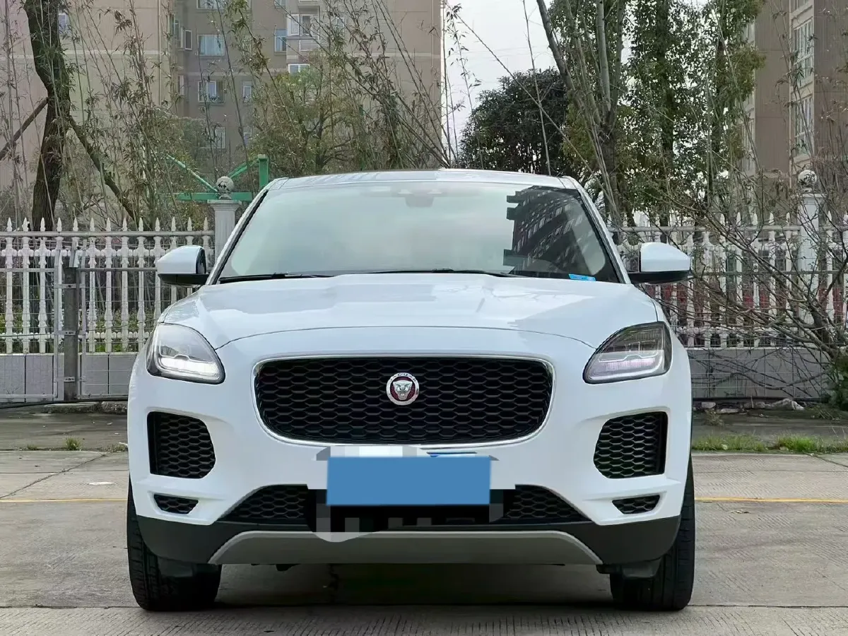 2018 Jaguar XEL 2.0T 200HP L4 8AT,autocango,china used car exporter,china ev exporter,chinese used car exporter,chinese used ev exporter
