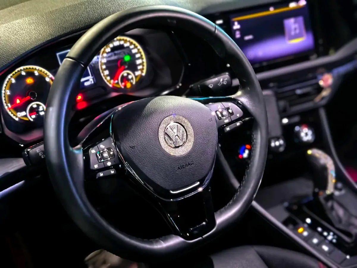 2021 Volkswagen Bora 1.5L 113HP L4 6AT,autocango,china used car exporter,china ev exporter,chinese used car exporter,chinese used ev exporter