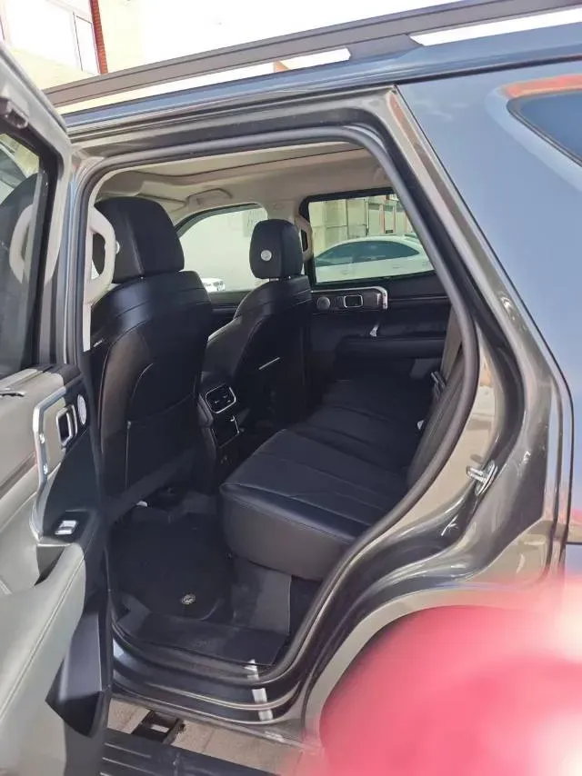 2023 Tank 400 2.0T 252HP L4 9AT PHEV 37.1KWH,autocango,china used car exporter,china ev exporter,chinese used car exporter,chinese used ev exporter