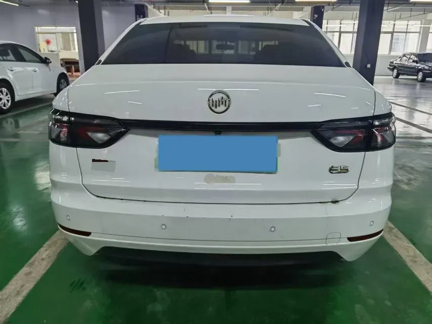 2021 Weltmeister E.5 BEV 49.92KWH,autocango,china used car exporter,china ev exporter,chinese used car exporter,chinese used ev exporter