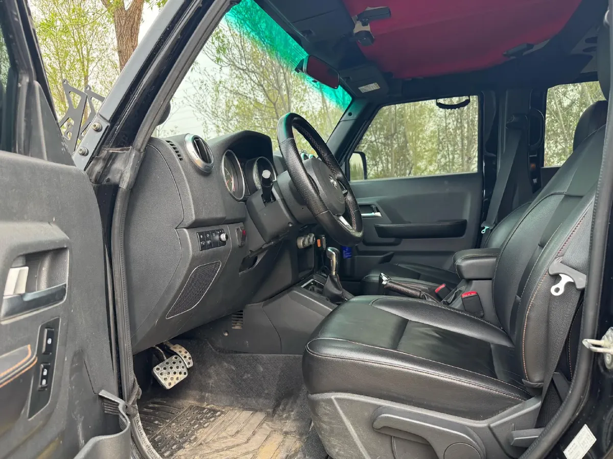 2017 Beijing BJ40 2.3T 250HP L4 6AT,autocango,china used car exporter,china ev exporter,chinese used car exporter,chinese used ev exporter