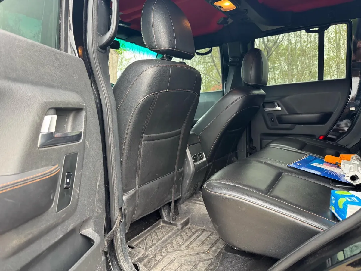 2017 Beijing BJ40 2.3T 250HP L4 6AT,autocango,china used car exporter,china ev exporter,chinese used car exporter,chinese used ev exporter