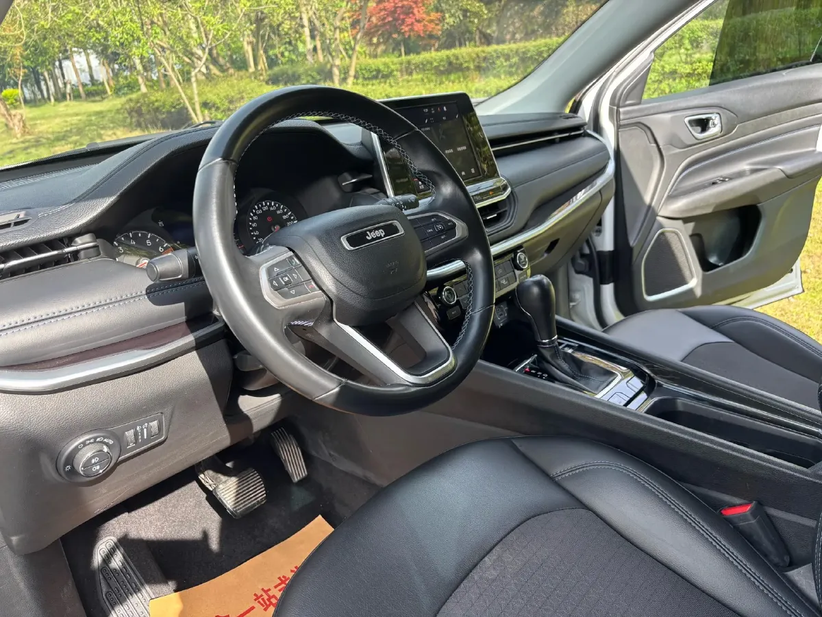 2021 Jeep Compass 1.3T 173HP L4 7DCT,autocango,china used car exporter,china ev exporter,chinese used car exporter,chinese used ev exporter