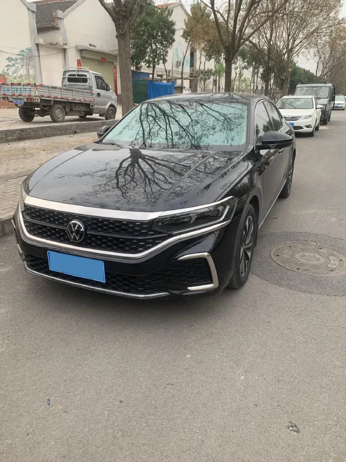 2023 Volkswagen Passat 2.0T 186HP L4 7DCT,autocango,china used car exporter,china ev exporter,chinese used car exporter,chinese used ev exporter