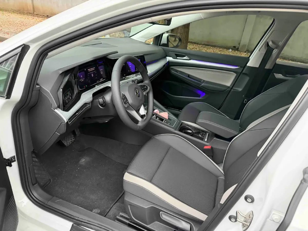 2023 Volkswagen Golf 1.4T 150HP L4 7DCT,autocango,china used car exporter,china ev exporter,chinese used car exporter,chinese used ev exporter