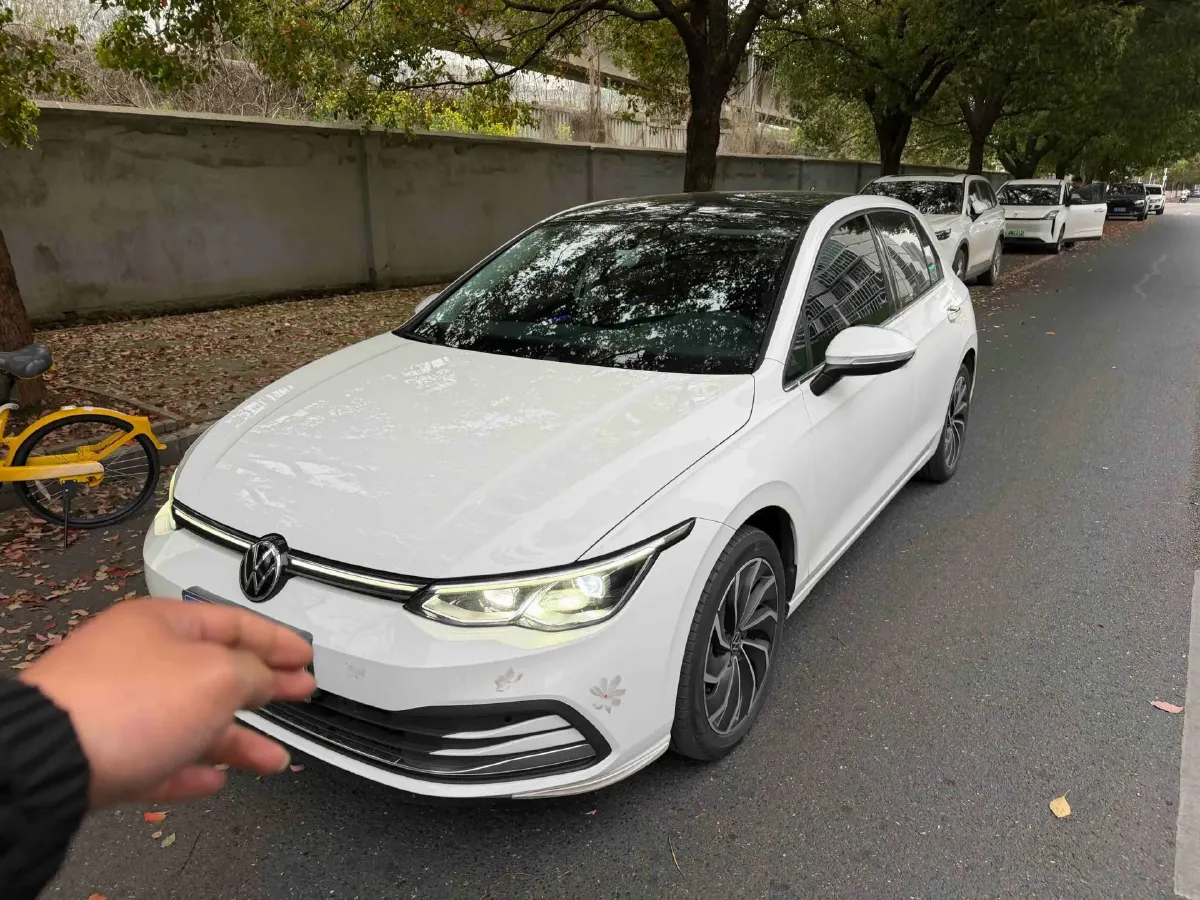 2023 Volkswagen Golf 1.4T 150HP L4 7DCT,autocango,china used car exporter,china ev exporter,chinese used car exporter,chinese used ev exporter