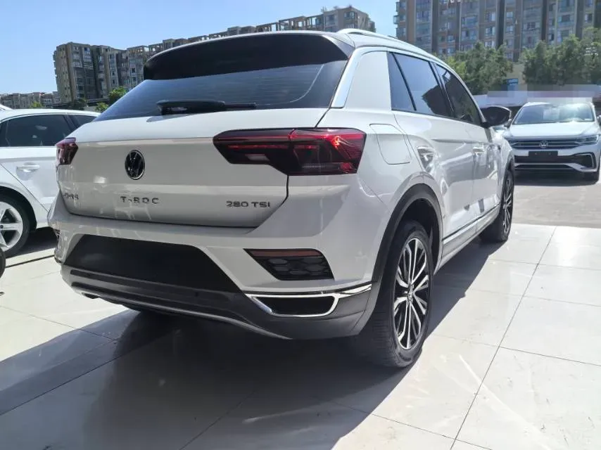 2021 Volkswagen T-Roc 1.4T 150HP L4 7DCT,autocango,china used car exporter,china ev exporter,chinese used car exporter,chinese used ev exporter