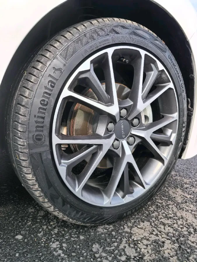 2021 LYNK&CO 03 1.5T 180HP L3 7DCT,autocango,china used car exporter,china ev exporter,chinese used car exporter,chinese used ev exporter