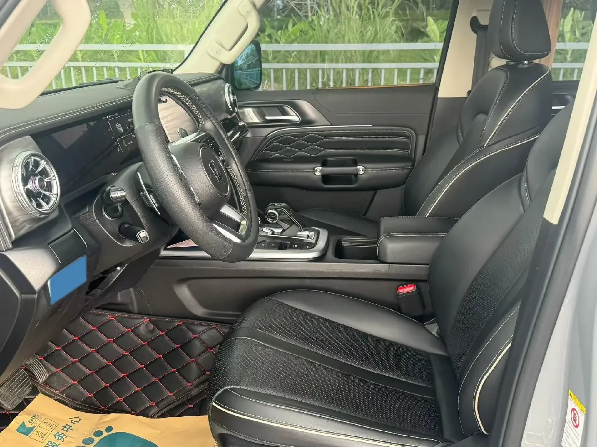 2021 Tank 300 2.0T 227HP L4 8AT,autocango,china used car exporter,china ev exporter,chinese used car exporter,chinese used ev exporter