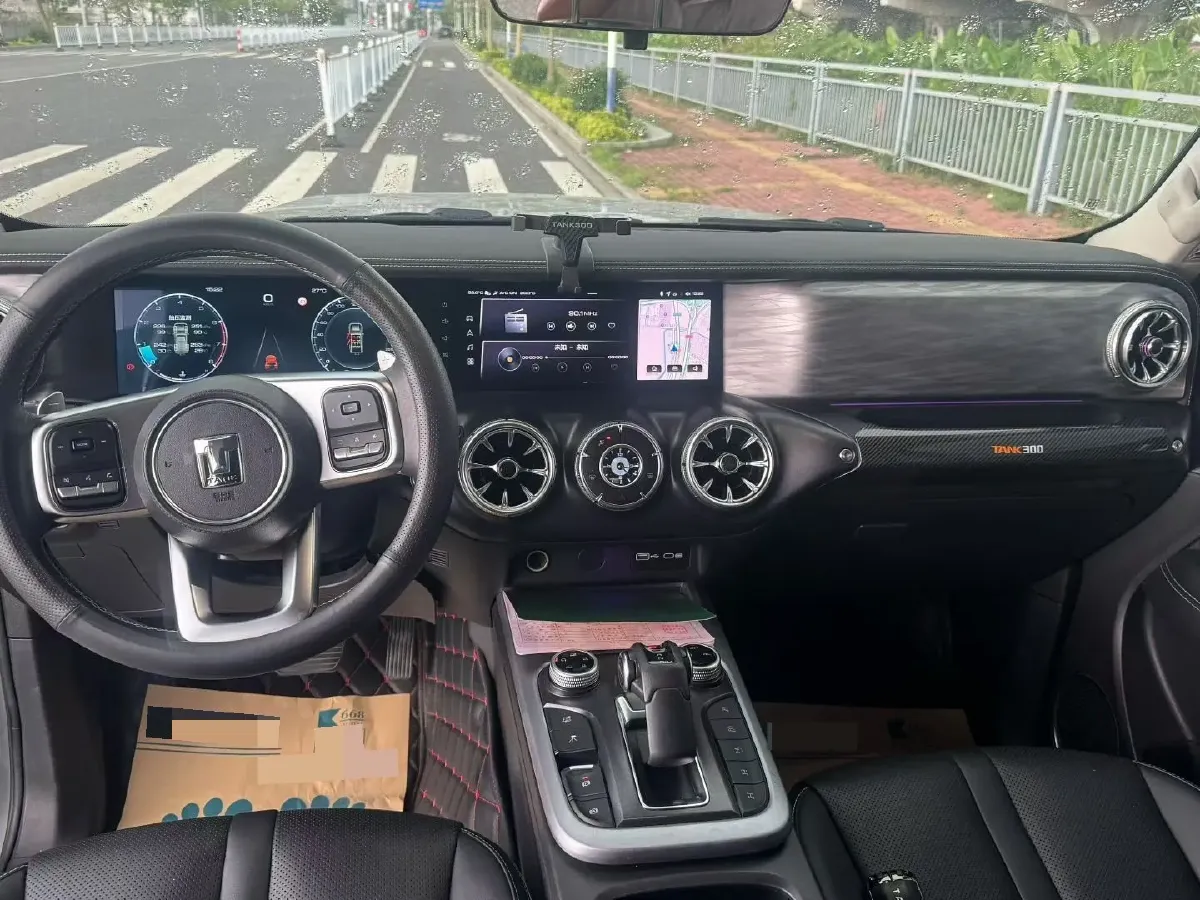 2021 Tank 300 2.0T 227HP L4 8AT,autocango,china used car exporter,china ev exporter,chinese used car exporter,chinese used ev exporter