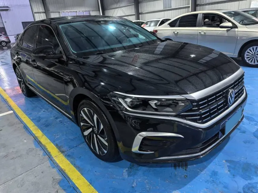 2021 Volkswagen Passat 2.0T 186HP L4 7DCT,autocango,china used car exporter,china ev exporter,chinese used car exporter,chinese used ev exporter