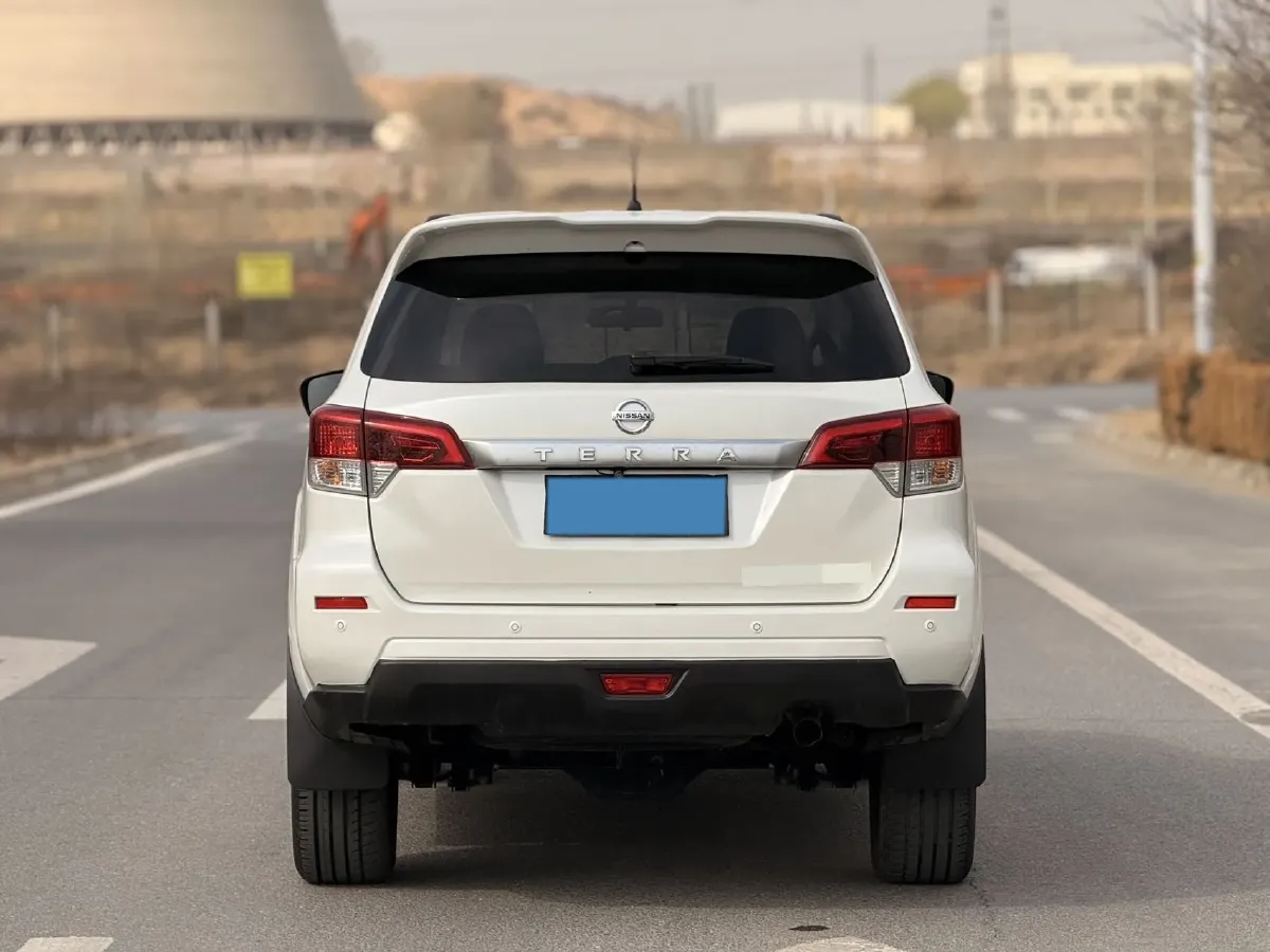 2020 Nissan Terra 2.5L 193HP L4 7AT,autocango,china used car exporter,china ev exporter,chinese used car exporter,chinese used ev exporter