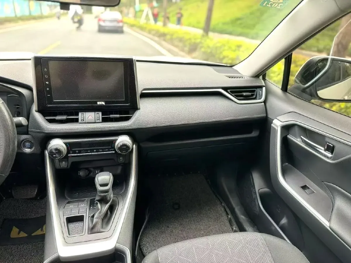 2020 Toyota RAV4 2.0L 171HP L4 CVT,autocango,china used car exporter,china ev exporter,chinese used car exporter,chinese used ev exporter