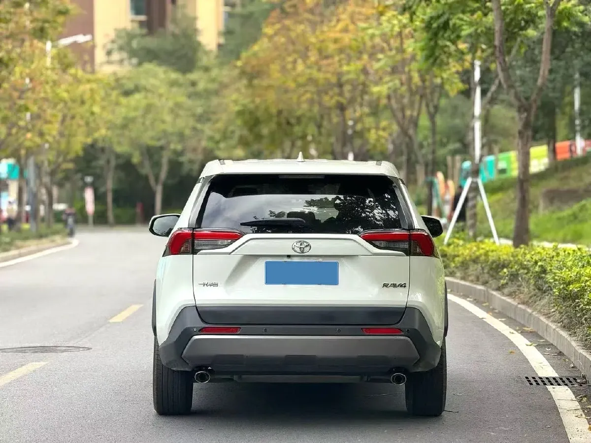 2020 Toyota RAV4 2.0L 171HP L4 CVT,autocango,china used car exporter,china ev exporter,chinese used car exporter,chinese used ev exporter