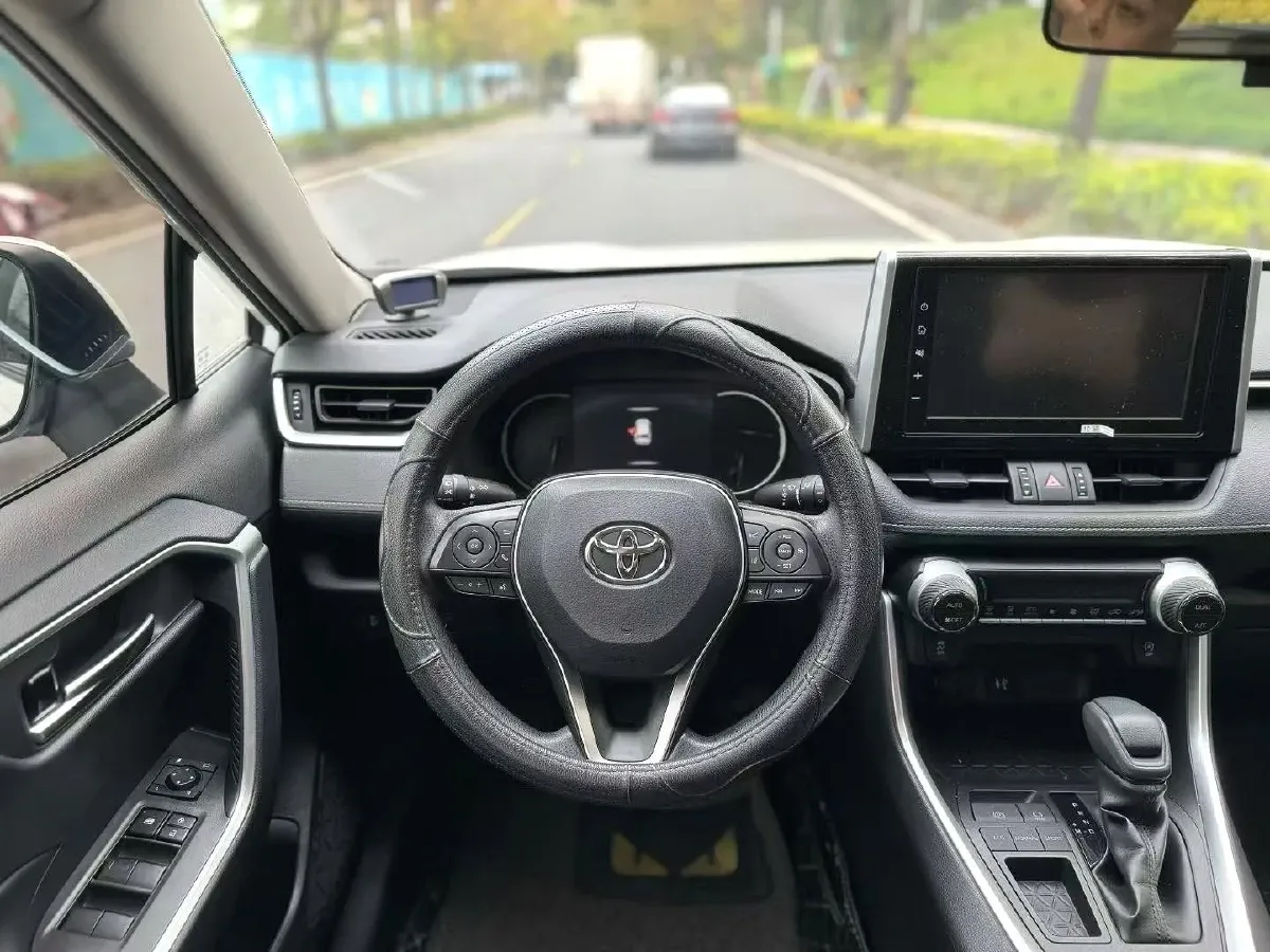 2020 Toyota RAV4 2.0L 171HP L4 CVT,autocango,china used car exporter,china ev exporter,chinese used car exporter,chinese used ev exporter