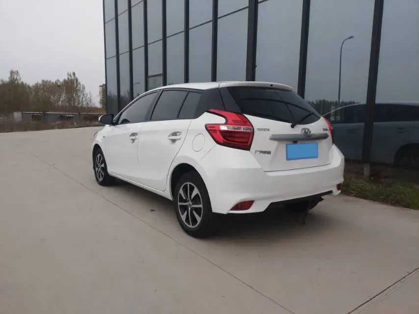 2017 Toyota Yaris L 1.5L 107HP L4 CVT,autocango,china used car exporter,china ev exporter,chinese used car exporter,chinese used ev exporter