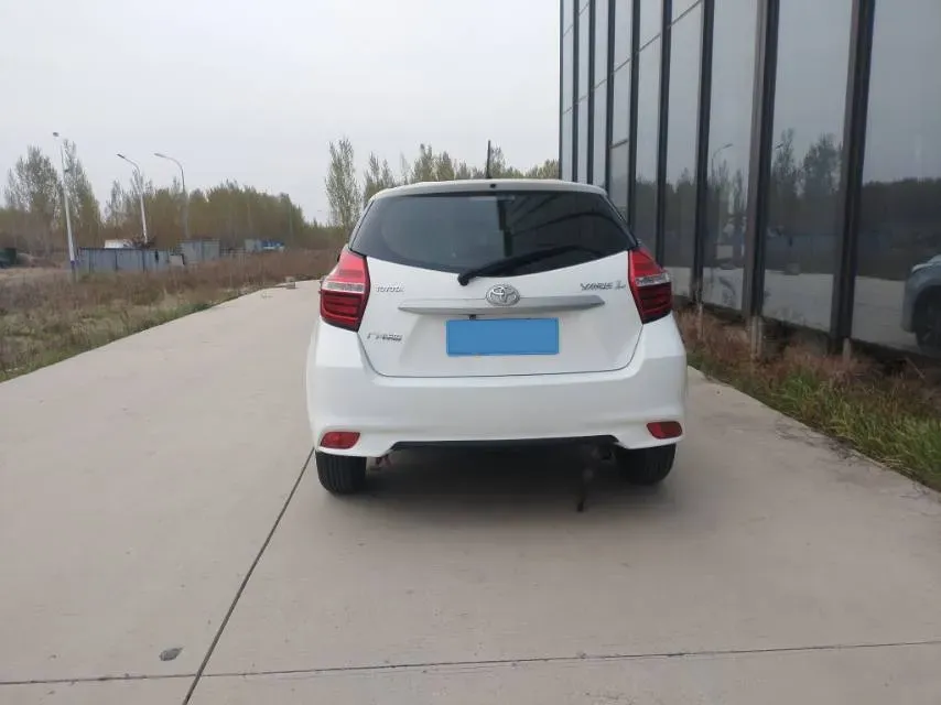 2017 Toyota Yaris L 1.5L 107HP L4 CVT,autocango,china used car exporter,china ev exporter,chinese used car exporter,chinese used ev exporter