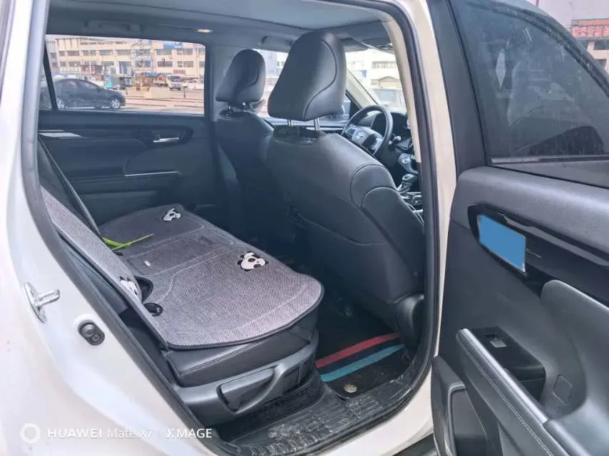 2022 Toyota Highlander 2.5L 192HP L4 E-CVT Hybrid,autocango,china used car exporter,china ev exporter,chinese used car exporter,chinese used ev exporter