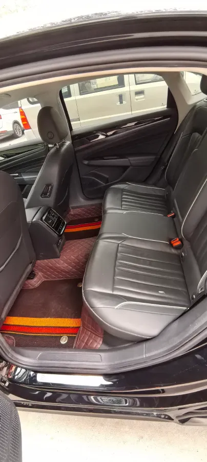 2023 Volkswagen Passat 2.0T 186HP L4 7DCT,autocango,china used car exporter,china ev exporter,chinese used car exporter,chinese used ev exporter