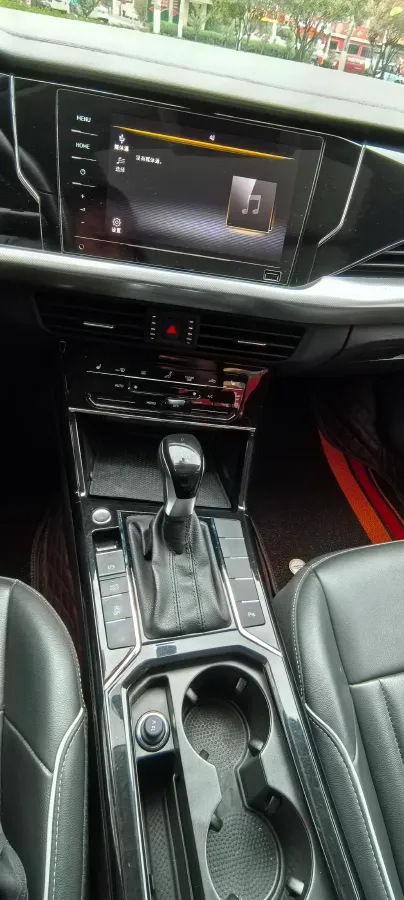 2023 Volkswagen Passat 2.0T 186HP L4 7DCT,autocango,china used car exporter,china ev exporter,chinese used car exporter,chinese used ev exporter