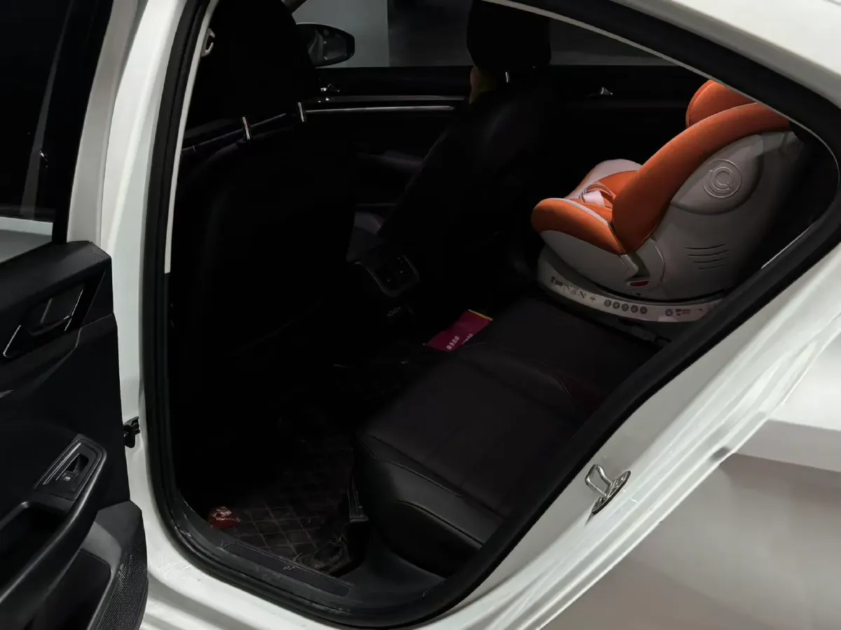 2021 Volkswagen Bora 1.5L 113HP L4 6AT,autocango,china used car exporter,china ev exporter,chinese used car exporter,chinese used ev exporter