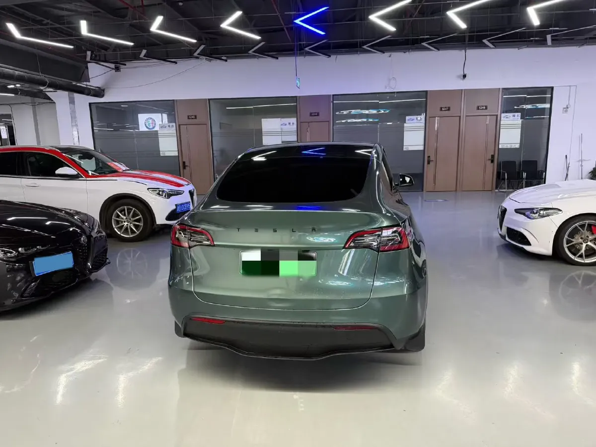 2022 Tesla Model Y BEV 60KWH,autocango,china used car exporter,china ev exporter,chinese used car exporter,chinese used ev exporter