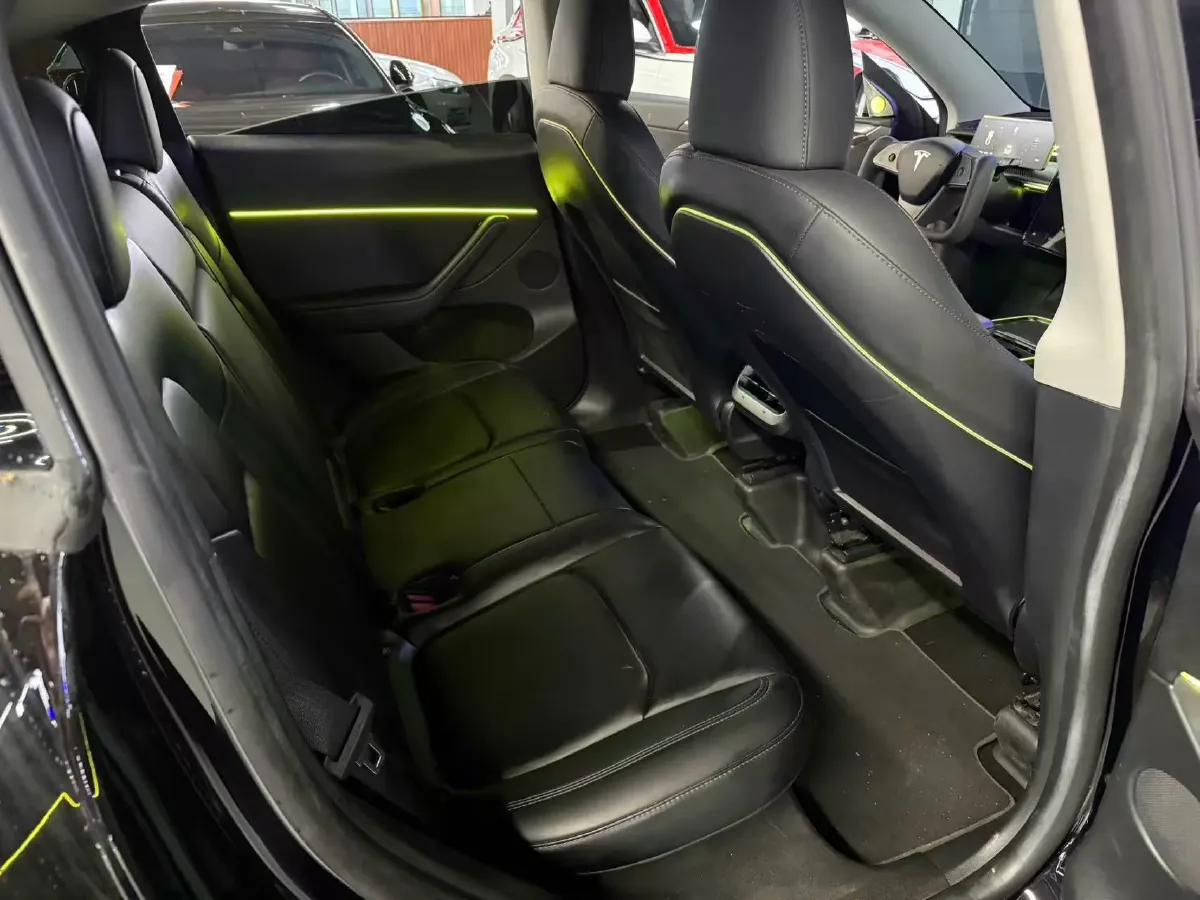 2022 Tesla Model Y BEV 60KWH,autocango,china used car exporter,china ev exporter,chinese used car exporter,chinese used ev exporter