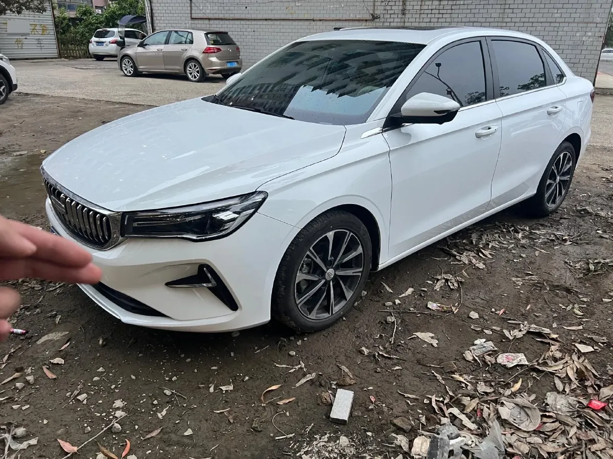 2025 Geely Emgrand 1.5L 127HP L4 CVT,autocango,china used car exporter,china ev exporter,chinese used car exporter,chinese used ev exporter