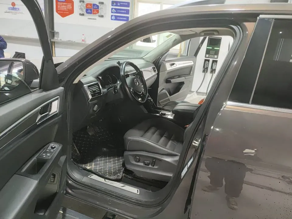 2019 Volkswagen Teramont 2.5T 299HP V6 7DCT,autocango,china used car exporter,china ev exporter,chinese used car exporter,chinese used ev exporter