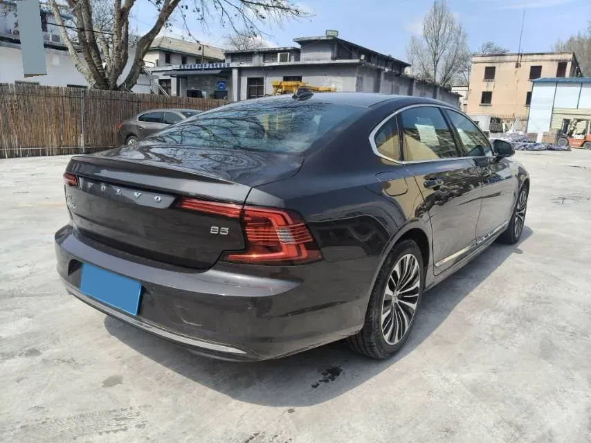 2024 Volvo S90 2.0T 250HP L4 8AT,autocango,china used car exporter,china ev exporter,chinese used car exporter,chinese used ev exporter