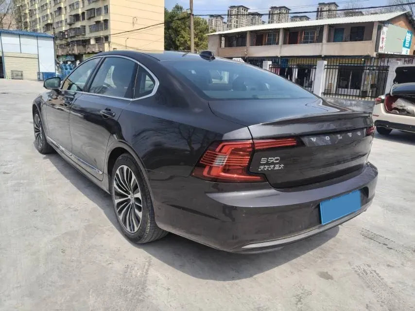 2024 Volvo S90 2.0T 250HP L4 8AT,autocango,china used car exporter,china ev exporter,chinese used car exporter,chinese used ev exporter