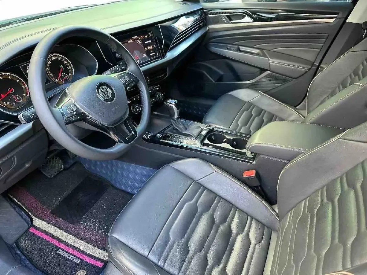 2019 Skoda Kodiak 2.0T 186HP L4 7DCT,autocango,china used car exporter,china ev exporter,chinese used car exporter,chinese used ev exporter