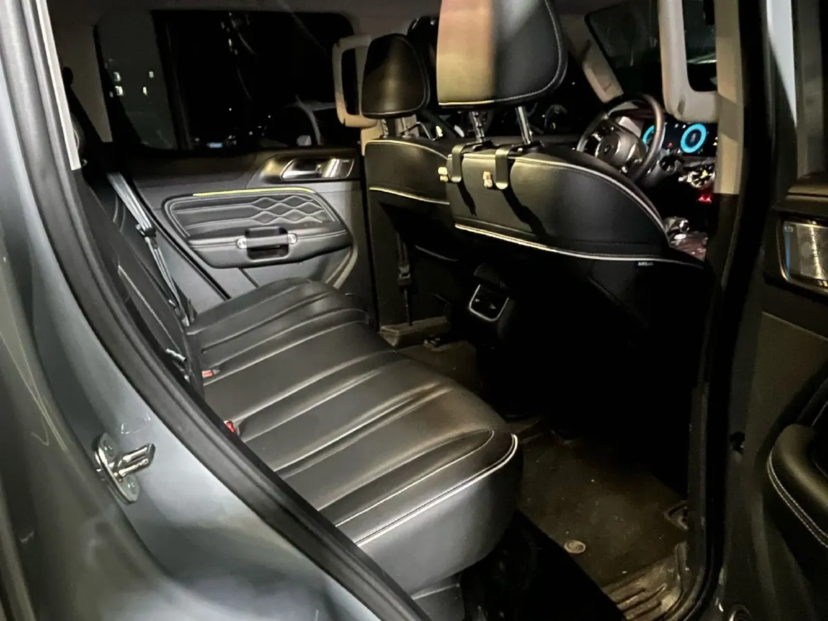 2023 Tank 300 2.0T 227HP L4 8AT,autocango,china used car exporter,china ev exporter,chinese used car exporter,chinese used ev exporter