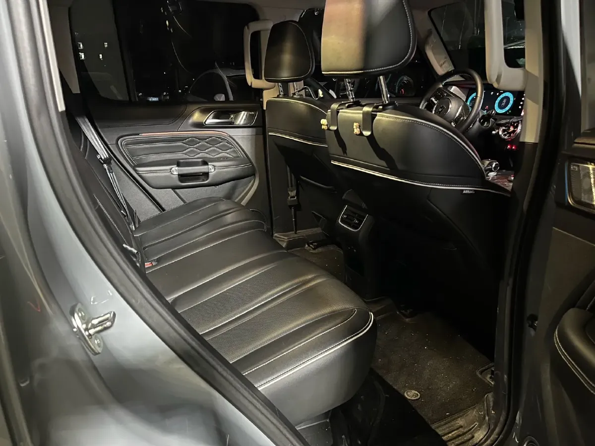 2023 Tank 300 2.0T 227HP L4 8AT,autocango,china used car exporter,china ev exporter,chinese used car exporter,chinese used ev exporter