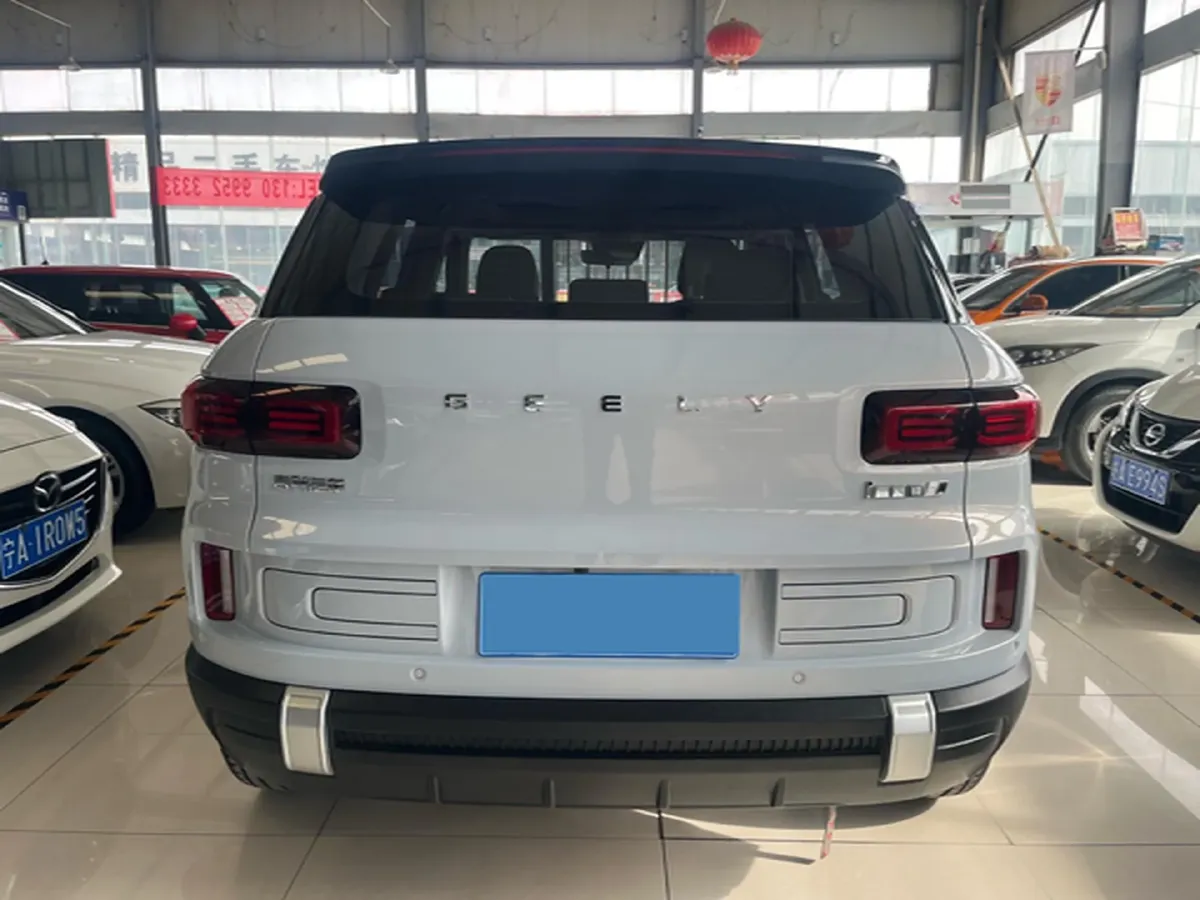 2023 Geely ICON 1.5T 181HP L4 7DCT,autocango,china used car exporter,china ev exporter,chinese used car exporter,chinese used ev exporter