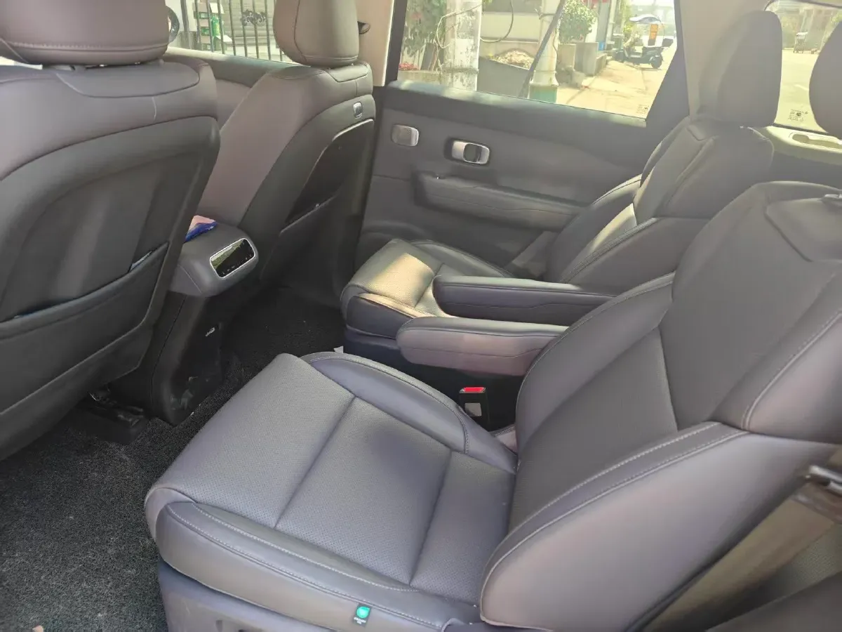 2025 LinkTour E-M8 BEV 65KWH,autocango,china used car exporter,china ev exporter,chinese used car exporter,chinese used ev exporter