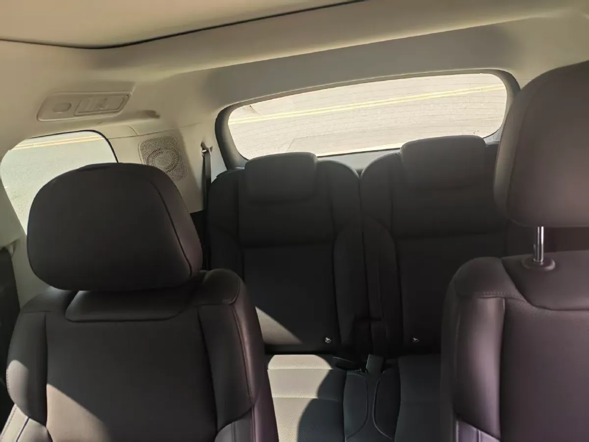 2025 LinkTour E-M8 BEV 65KWH,autocango,china used car exporter,china ev exporter,chinese used car exporter,chinese used ev exporter