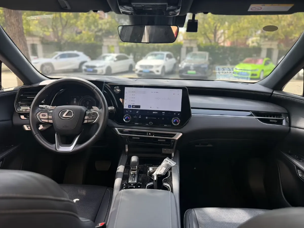 2023 Lexus RX 2.5L 189HP L4 E-CVT Hybrid,autocango,china used car exporter,china ev exporter,chinese used car exporter,chinese used ev exporter