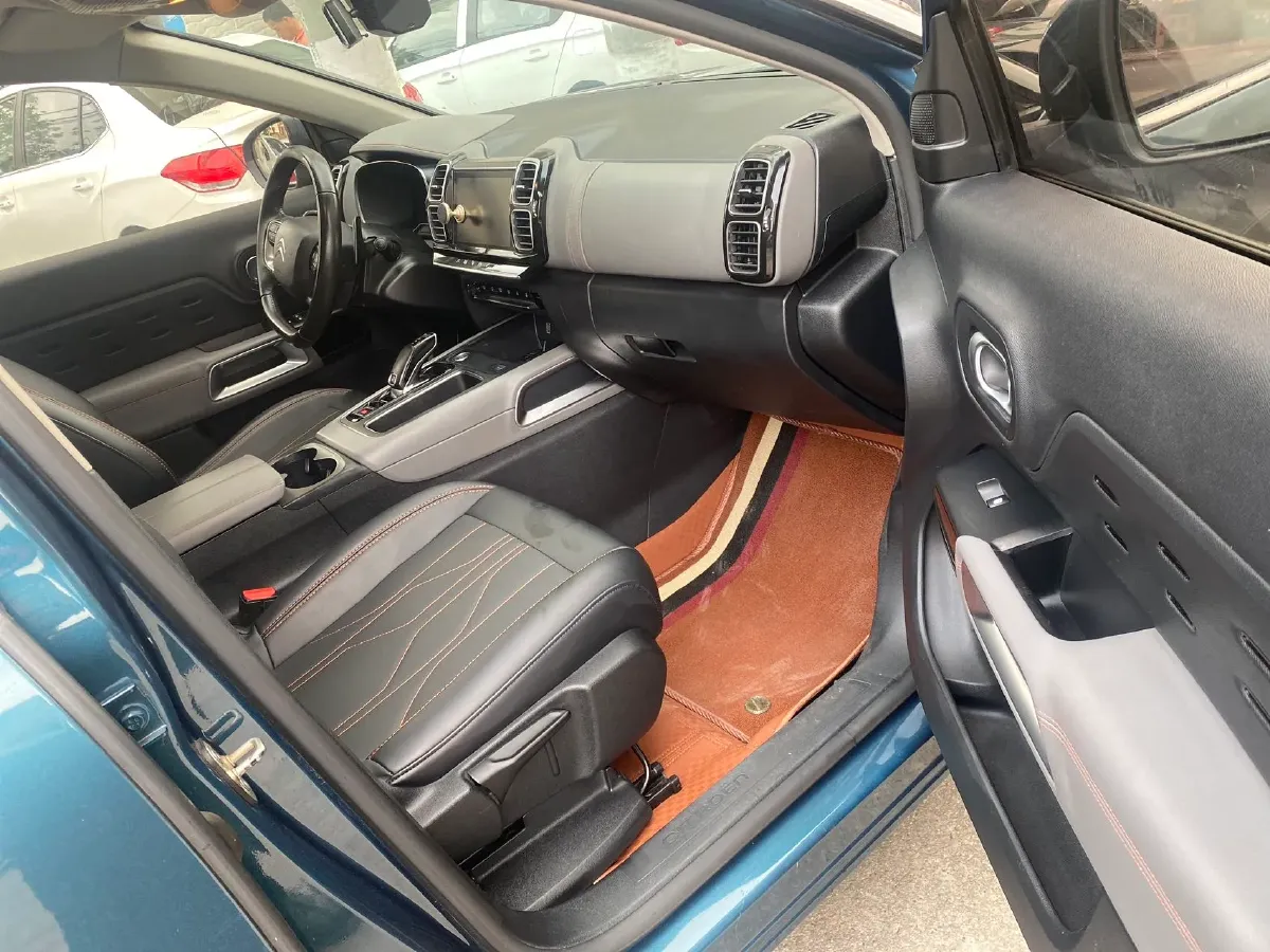 2018 Citroen C5 Aircross 1.6T 167HP L4 6AT,autocango,china used car exporter,china ev exporter,chinese used car exporter,chinese used ev exporter