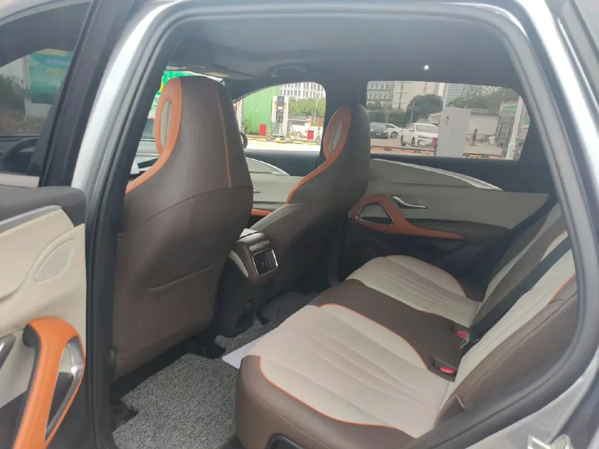 2022 Geely JiaJi 1.5T 177HP L3 7DCT PHEV 15.5KWH,autocango,china used car exporter,china ev exporter,chinese used car exporter,chinese used ev exporter