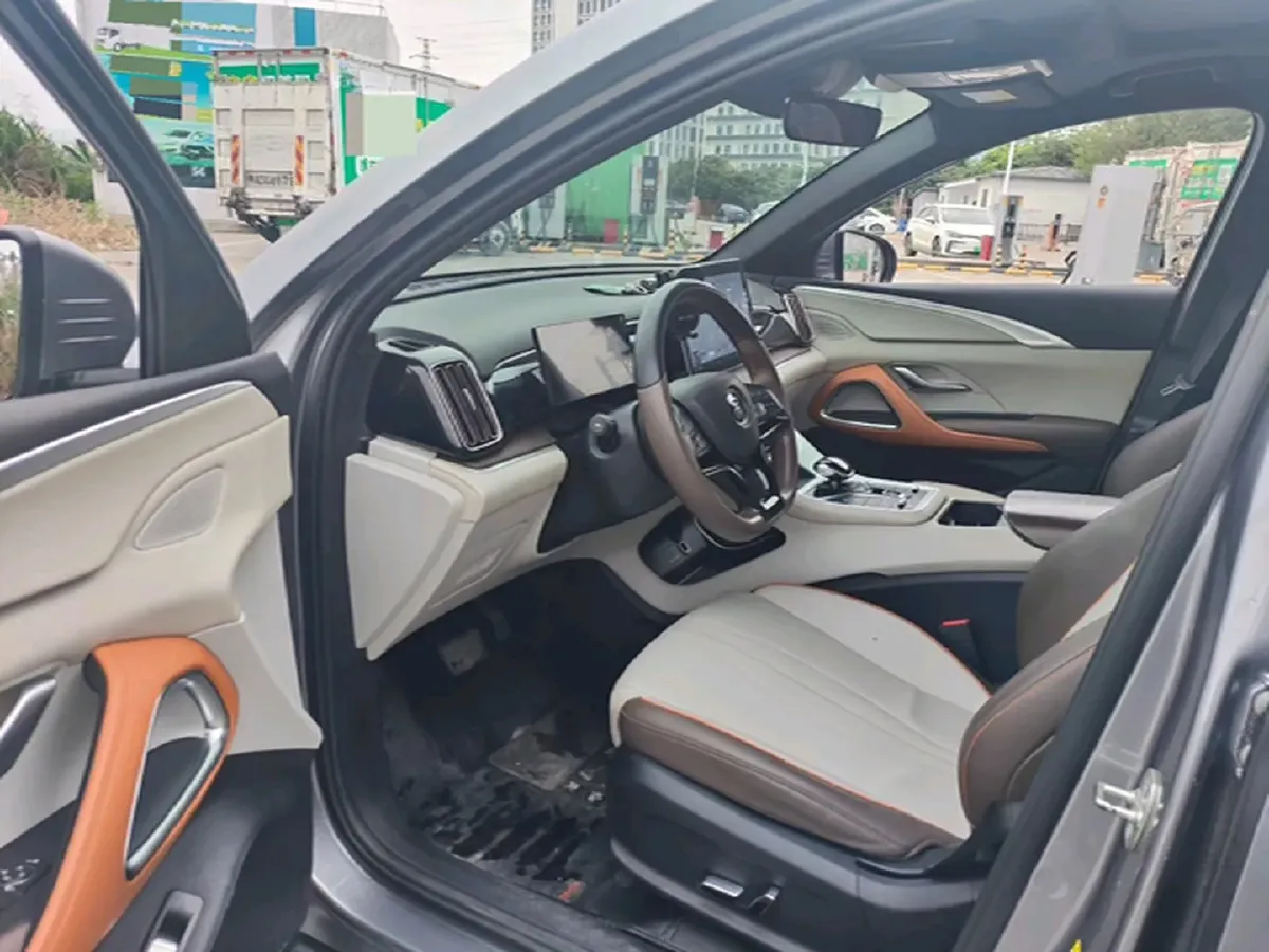 2022 Geely JiaJi 1.5T 177HP L3 7DCT PHEV 15.5KWH,autocango,china used car exporter,china ev exporter,chinese used car exporter,chinese used ev exporter