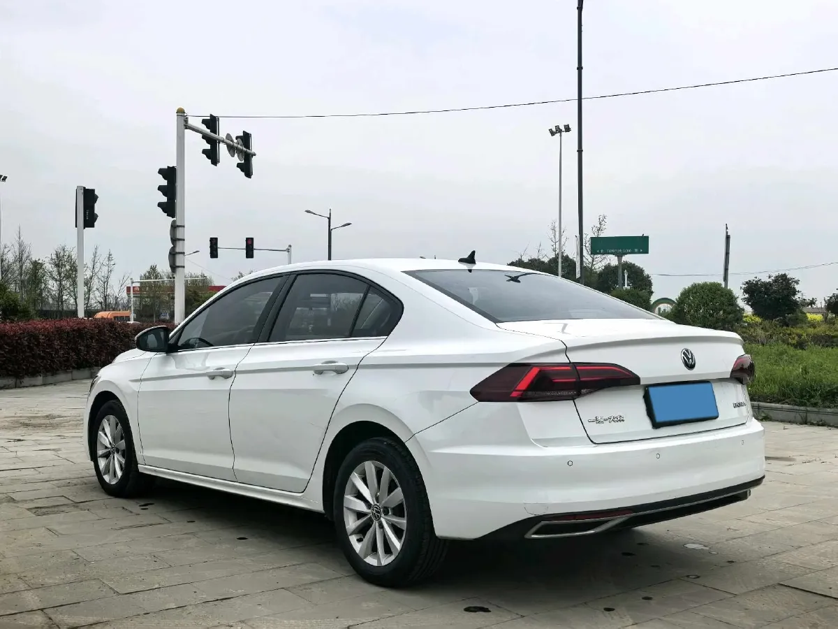 2021 Volkswagen Bora 1.5L 113HP L4 6AT,autocango,china used car exporter,china ev exporter,chinese used car exporter,chinese used ev exporter