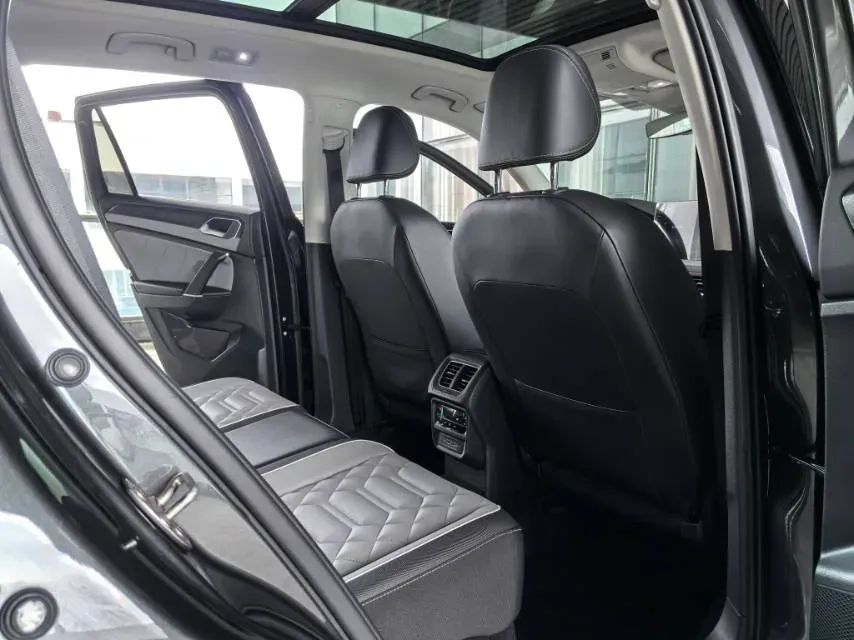 2023 Volkswagen Tayron 1.4T 150HP L4 7DCT,autocango,china used car exporter,china ev exporter,chinese used car exporter,chinese used ev exporter