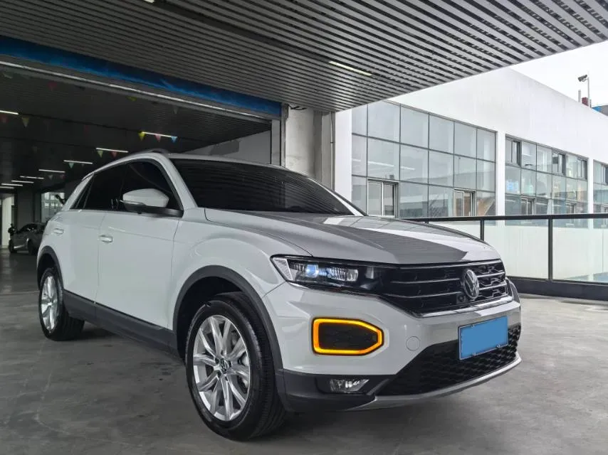 2021 Volkswagen T-Roc 1.4T 150HP L4 7DCT,autocango,china used car exporter,china ev exporter,chinese used car exporter,chinese used ev exporter