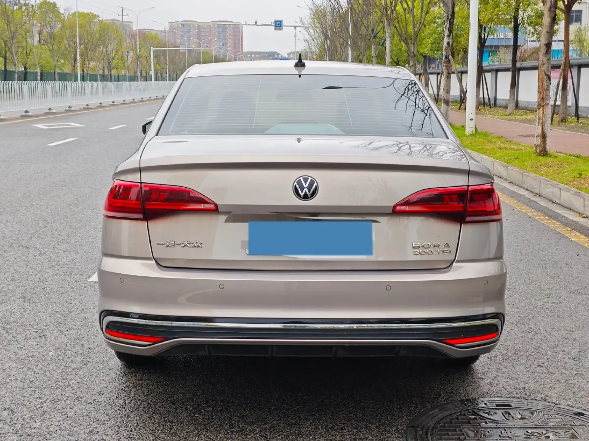 2023 Volkswagen Bora 1.2T 116HP L4 7DCT,autocango,china used car exporter,china ev exporter,chinese used car exporter,chinese used ev exporter