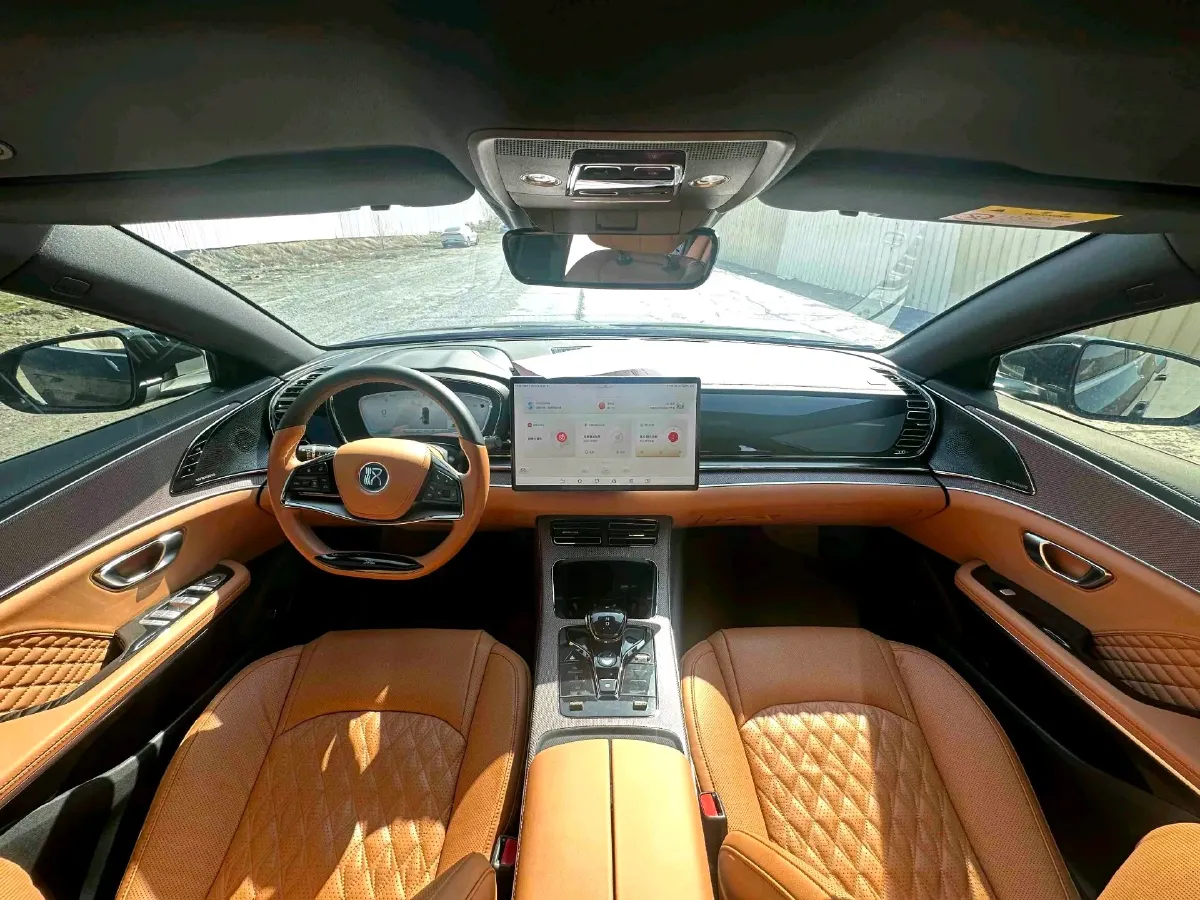 2022 Volkswagen Tiguan L 2.0T 186HP L4 7DCT,autocango,china used car exporter,china ev exporter,chinese used car exporter,chinese used ev exporter