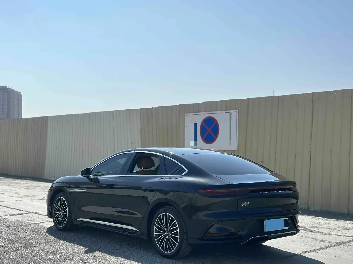 2022 Volkswagen Tiguan L 2.0T 186HP L4 7DCT,autocango,china used car exporter,china ev exporter,chinese used car exporter,chinese used ev exporter